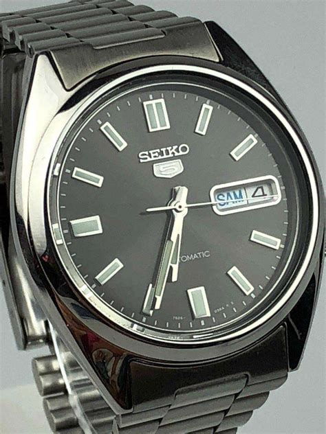 seiko men's snxs79k.